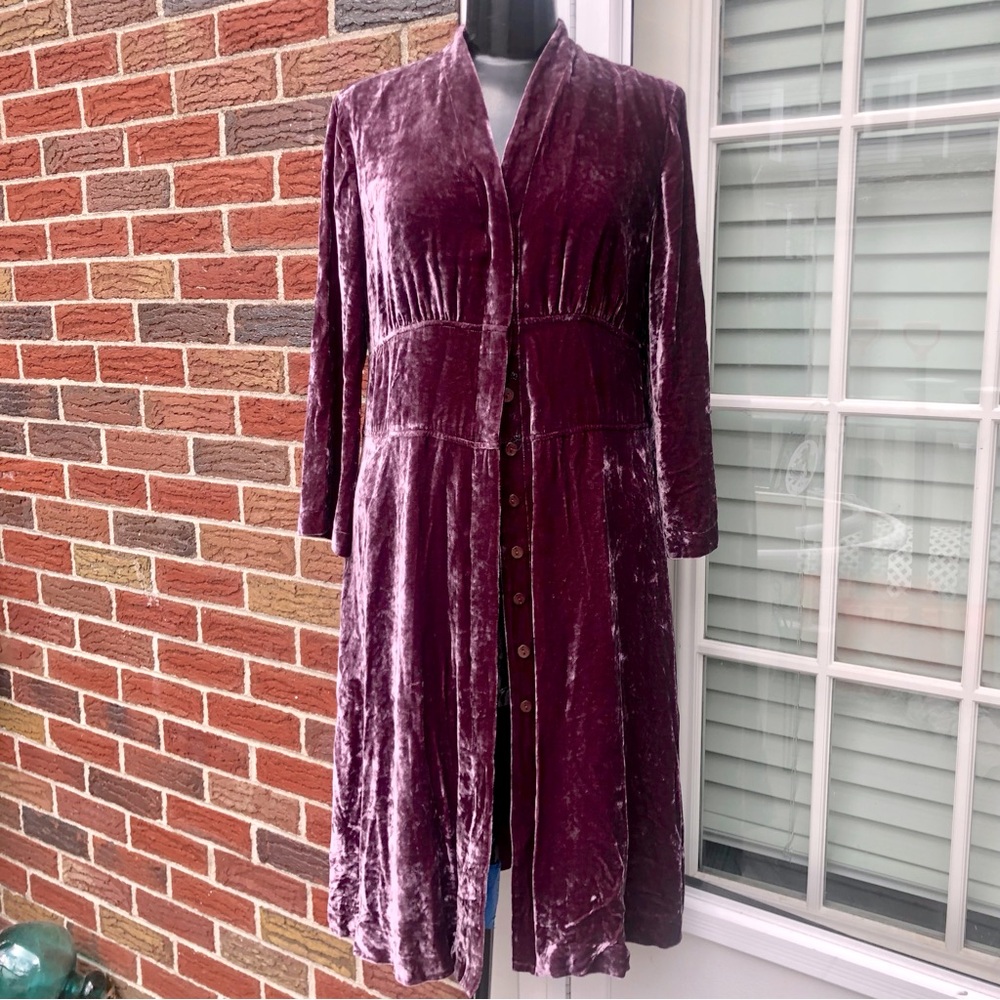 Silk-Viscose Blend Long Jacket.
